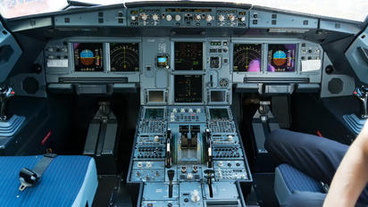 D-AIDF - Lufthansa Airbus A321