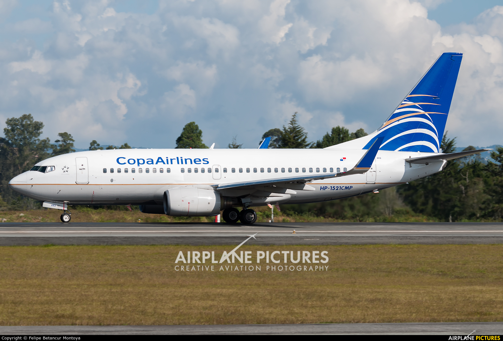 Copa Airlines HP-1521CMP aircraft at Medellin - Jose Maria Cordova Intl