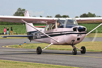 OY-ANG - Starling Air Cessna 172 Skyhawk (all models except RG)