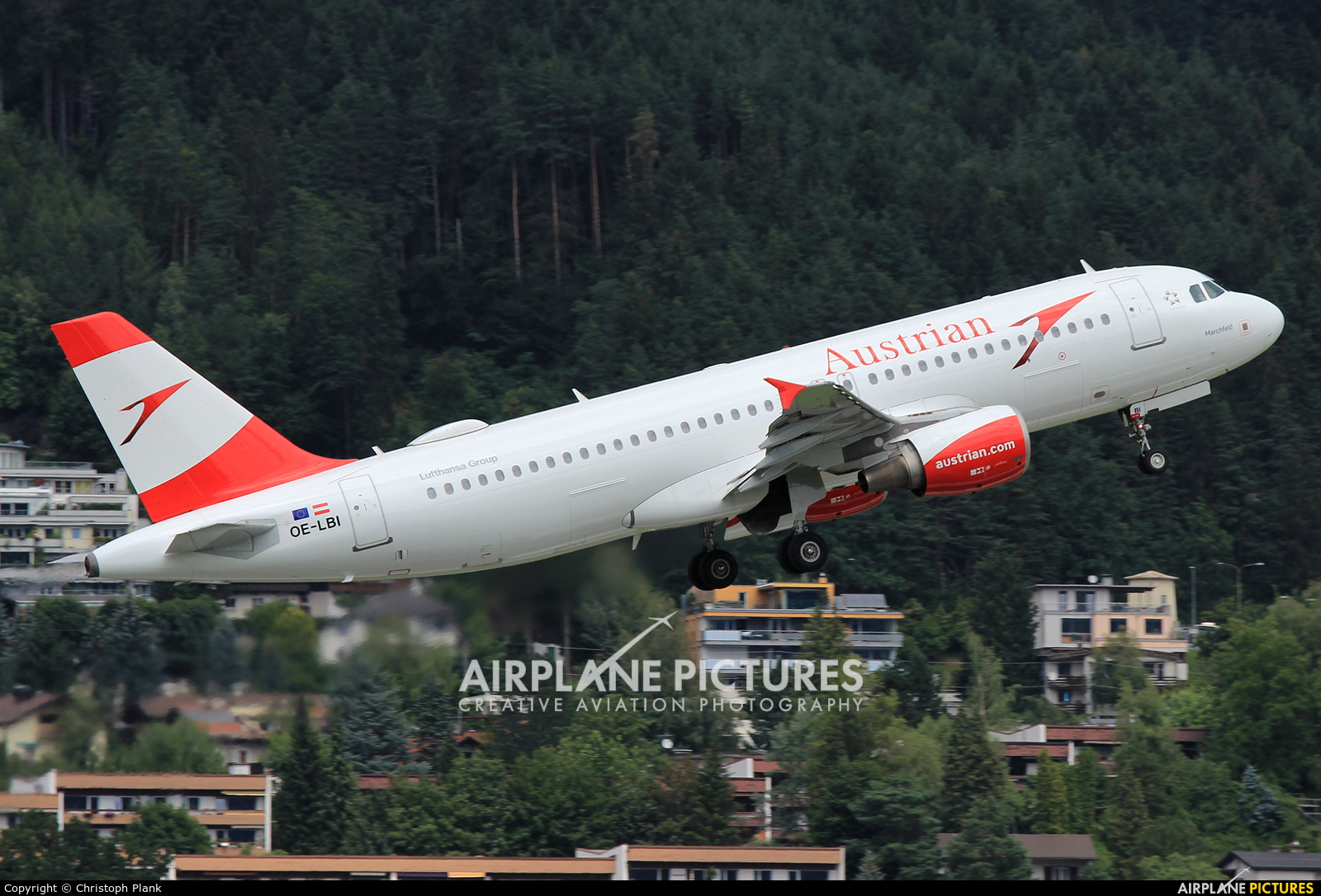Austrian Airlines/Arrows/Tyrolean OE-LBI aircraft at Innsbruck
