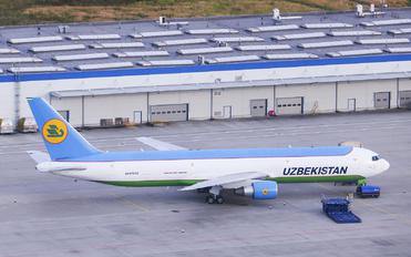 UK67002 - Uzbekistan Airways Boeing 767-300ER