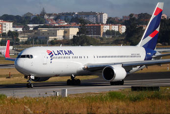 PT-MOD - LATAM Brasil Boeing 767-300ER
