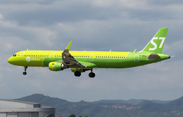VP-BPO - S7 Airlines Airbus A321