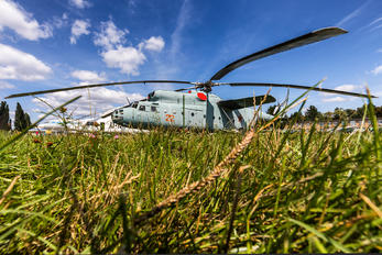 22 - Russia - Air Force Mil Mi-6A
