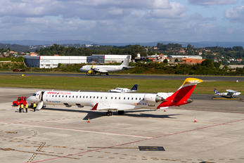 EC-MJO - Air Nostrum - Iberia Regional Canadair CL-600 CRJ-1000