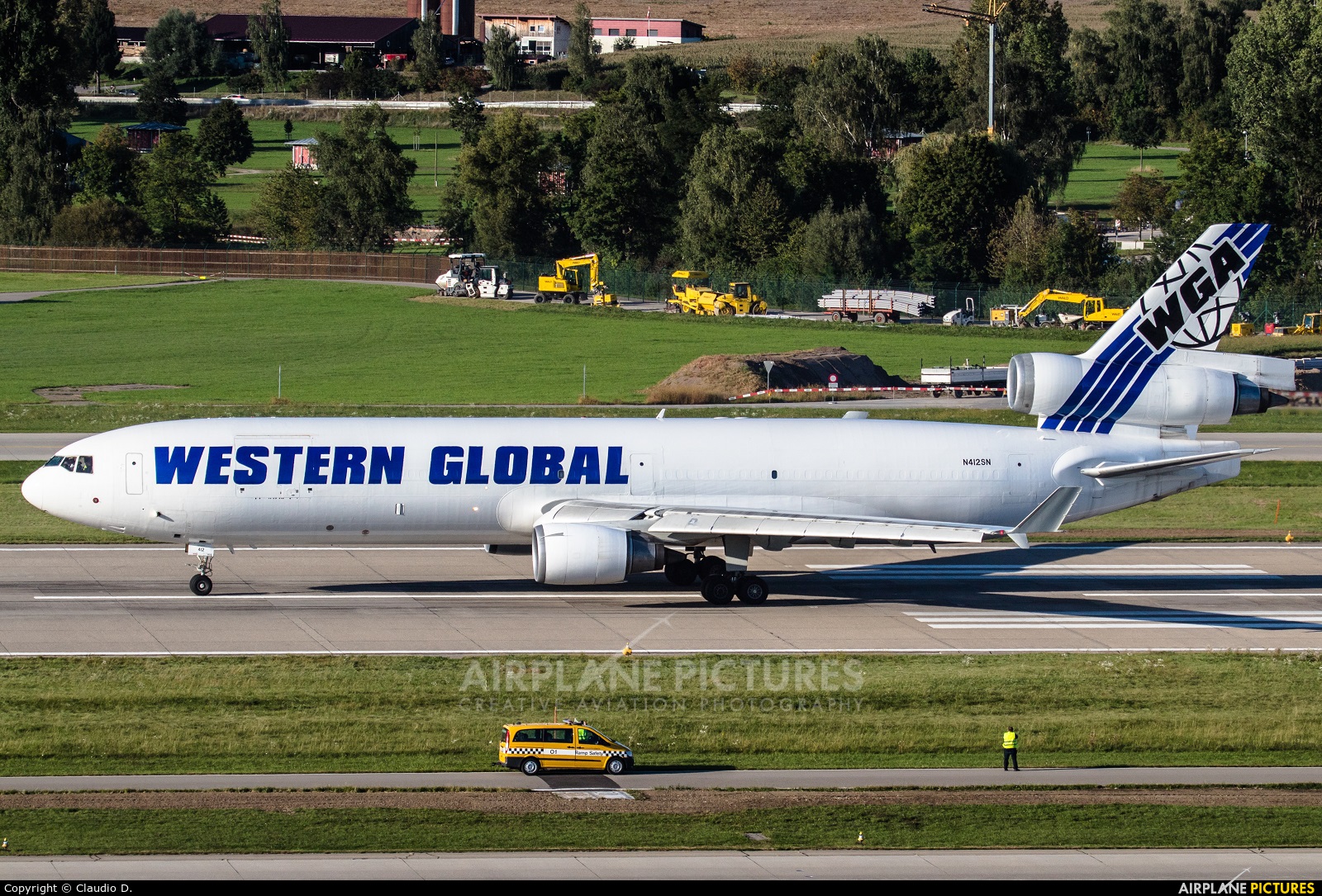 Western Global Airlines N412SN aircraft at Zurich