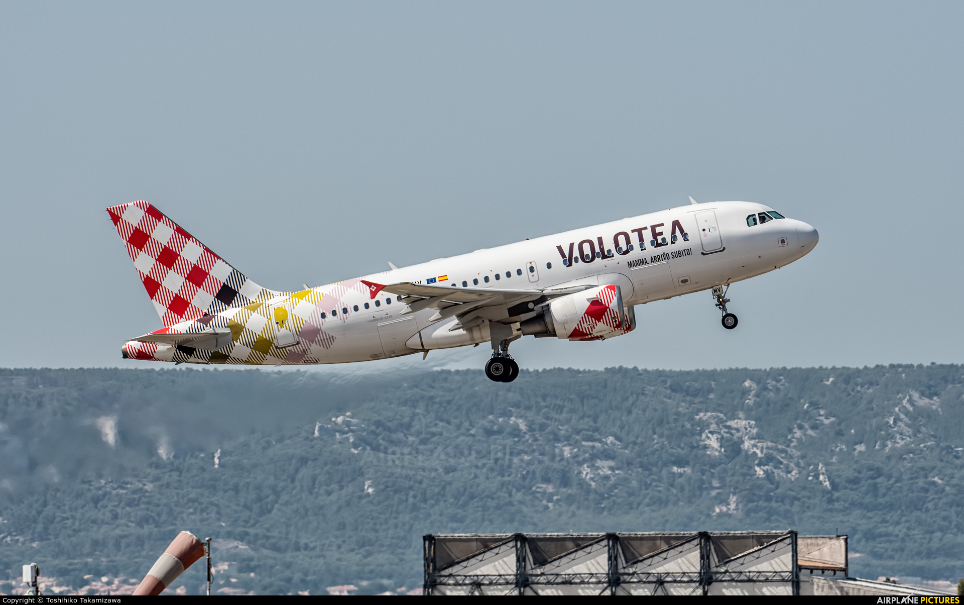 Volotea Airlines EI-FMV aircraft at Marseille Provence