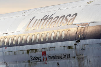 D-ABOB - Lufthansa Boeing 707-400