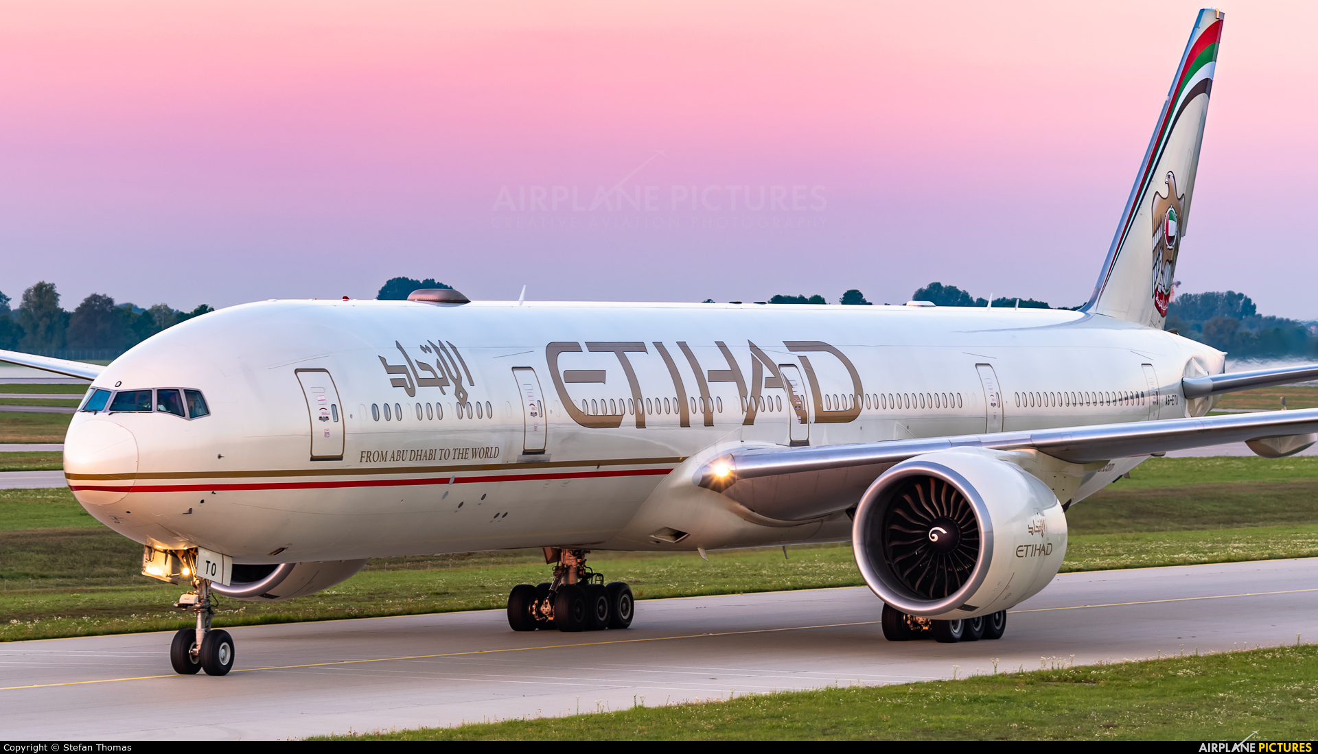 Etihad Airways A6-ETO aircraft at Munich