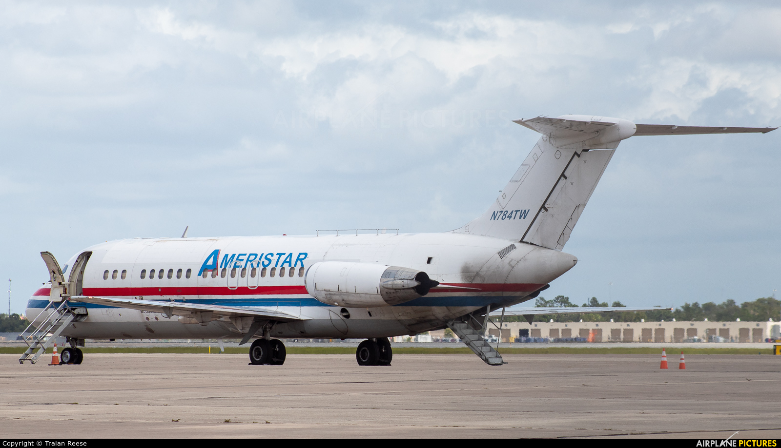 Ameristar N784TW aircraft at Orlando Intl