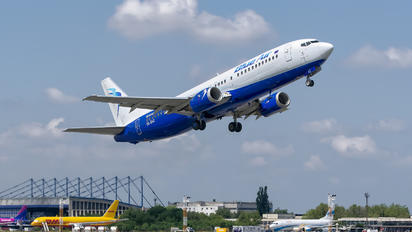 YR-BAZ - Blue Air Boeing 737-400