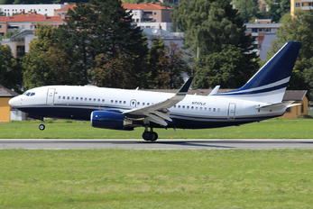 N737LE - Polaris Aviation Boeing 737-700 BBJ