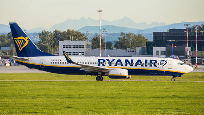 EI-EKS - Ryanair Boeing 737-800