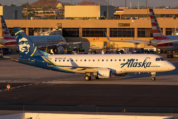 N623QX - Alaska Airlines - Horizon Air Embraer ERJ-175 (170-200)