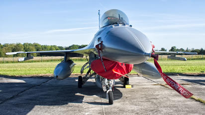 691 - Norway - Royal Norwegian Air Force General Dynamics F-16B Fighting Falcon