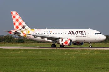 EI-EZC - Volotea Airlines Airbus A319