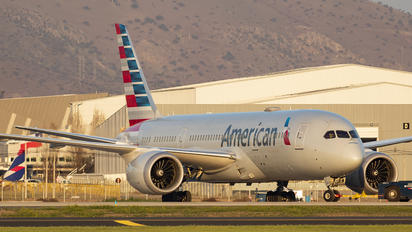 N800AN - American Airlines Boeing 787-8 Dreamliner
