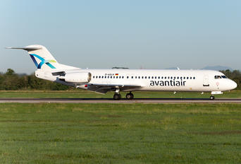 D-AOLH - AvantiAir Fokker 100