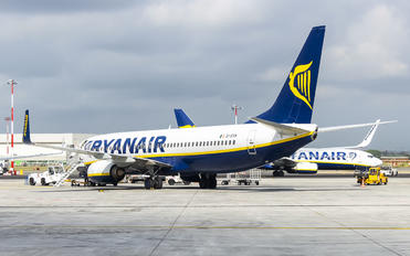 EI-EVH - Ryanair Boeing 737-800