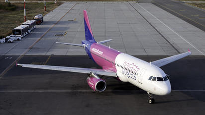 HA-LWP - Wizz Air Airbus A320