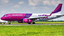 HA-LYB - Wizz Air Airbus A320 aircraft
