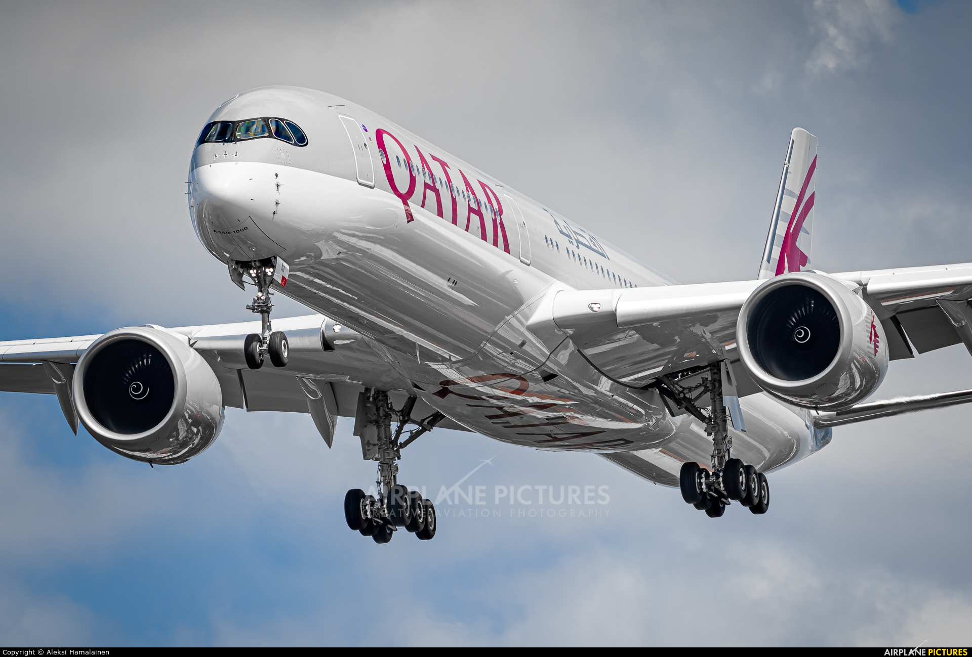 Qatar Airways A7-ANI aircraft at London - Heathrow