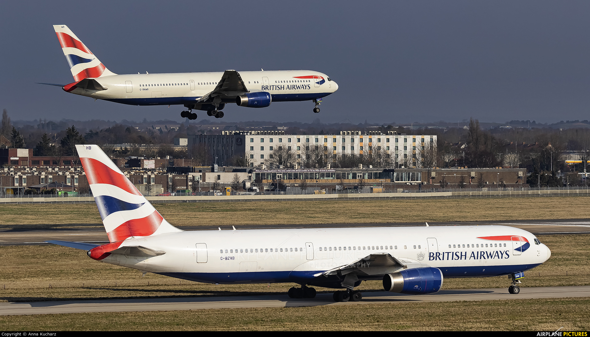 British Airways G-BZHB aircraft at London - Heathrow