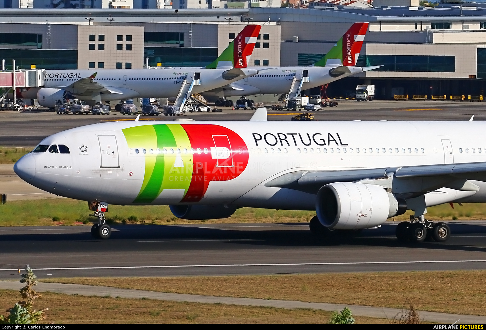 TAP Portugal CS-TOF aircraft at Lisbon