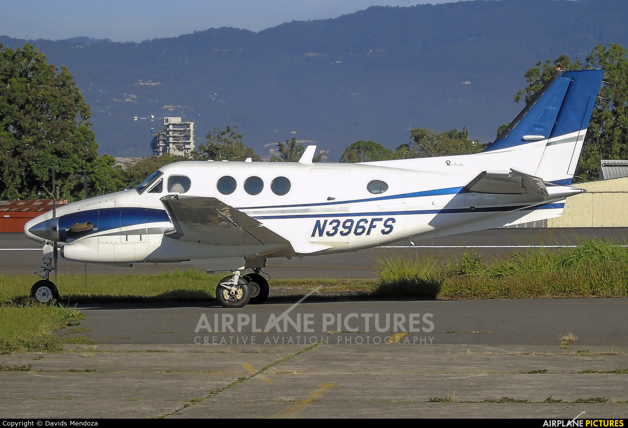 Private N396FS aircraft at Guatemala - La Aurora
