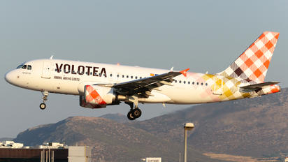 EC-MUX - Volotea Airlines Airbus A319