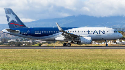 CC-BFR - LAN Airlines Airbus A320