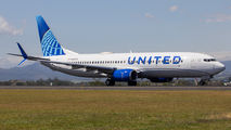 N26208 - United Airlines Boeing 737-800 aircraft