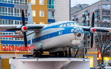 - - Russia - Air Force Antonov An-8