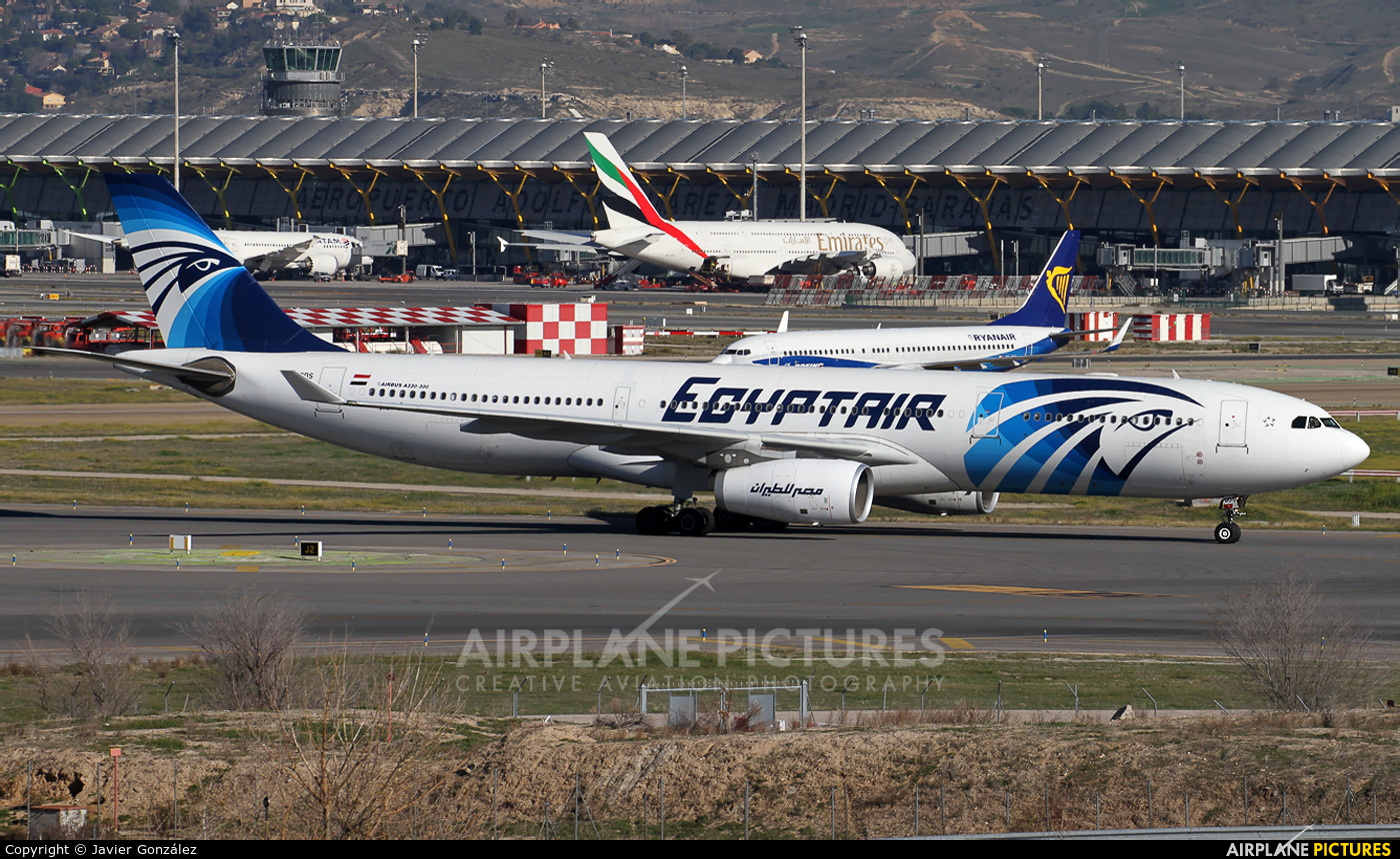 Egyptair SU-GDS aircraft at Madrid - Barajas