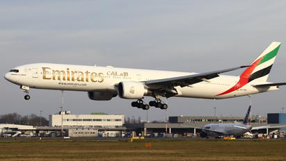 A6-ENC - Emirates Airlines Boeing 777-300ER
