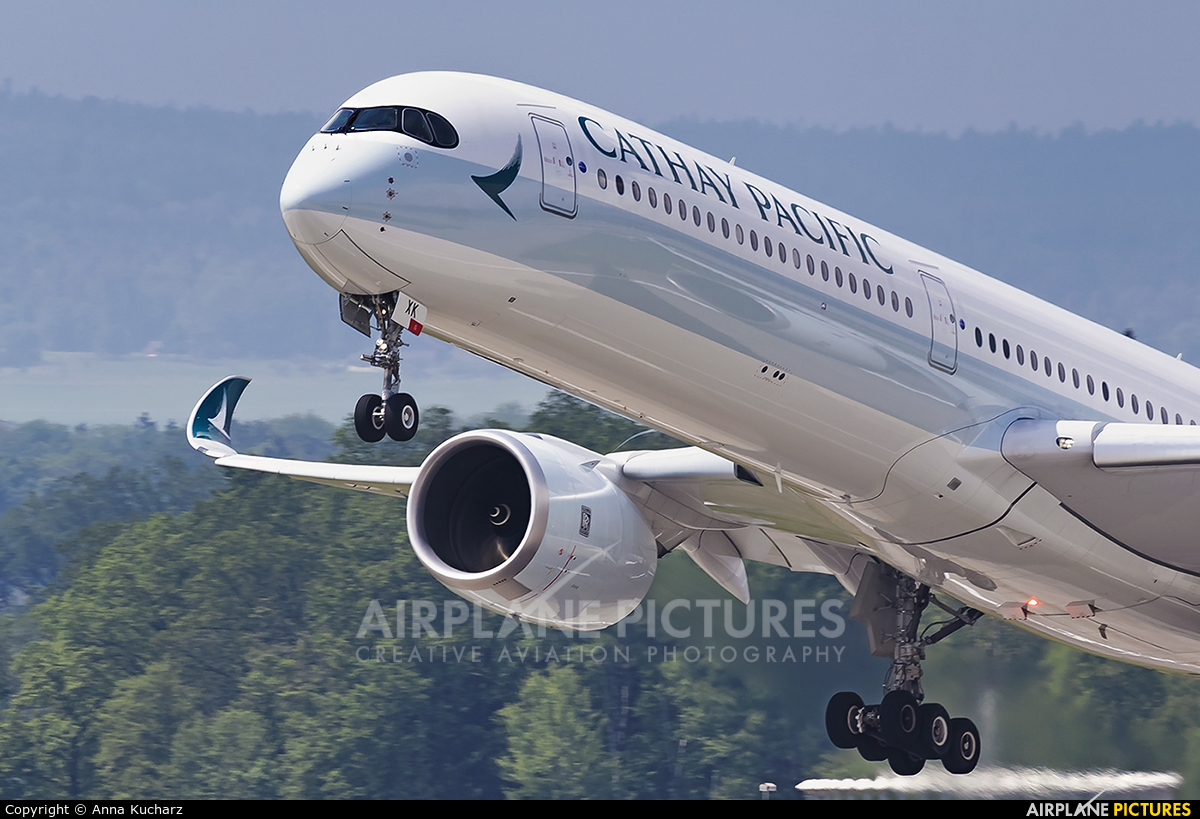 Cathay Pacific B-LXK aircraft at Zurich