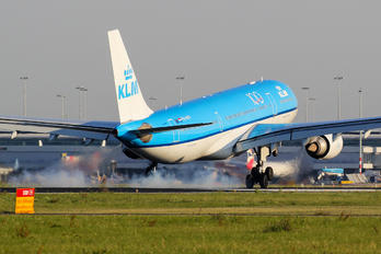PH-AOD - KLM Airbus A330-200