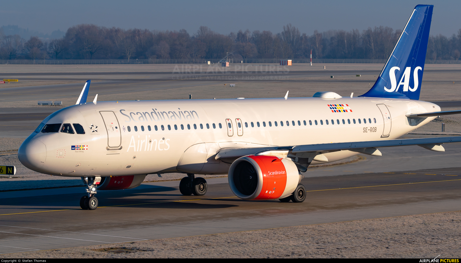 SAS - Scandinavian Airlines SE-ROB aircraft at Munich