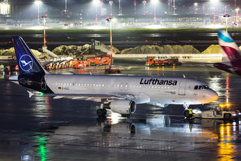 D-AIZC - Lufthansa Airbus A320