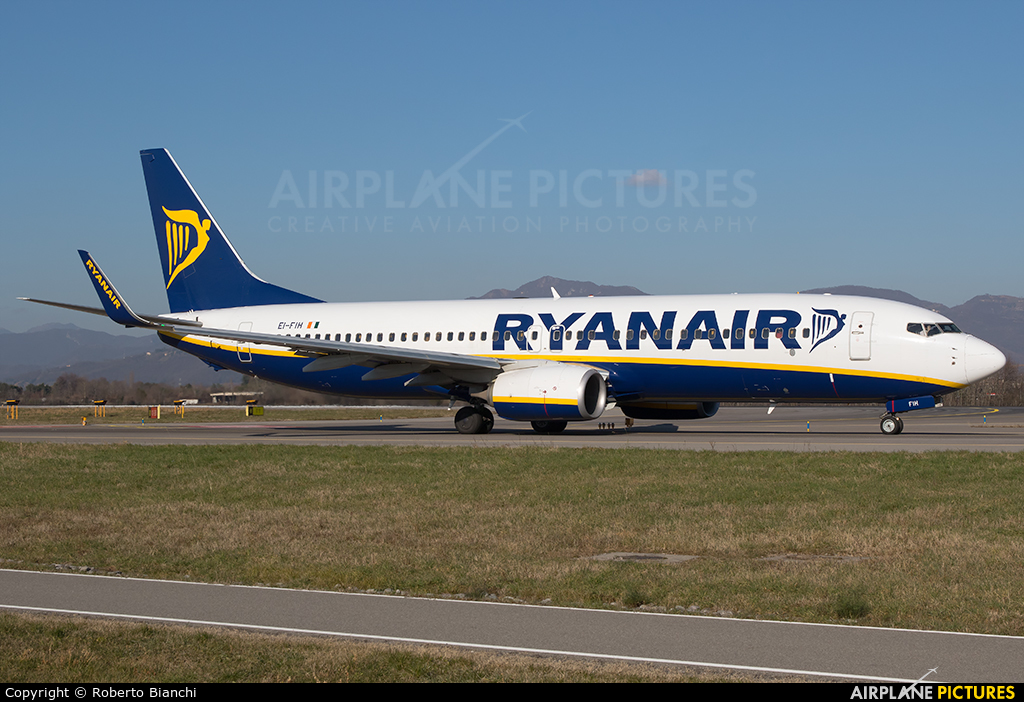 Ryanair EI-FIH aircraft at Bergamo - Orio al Serio