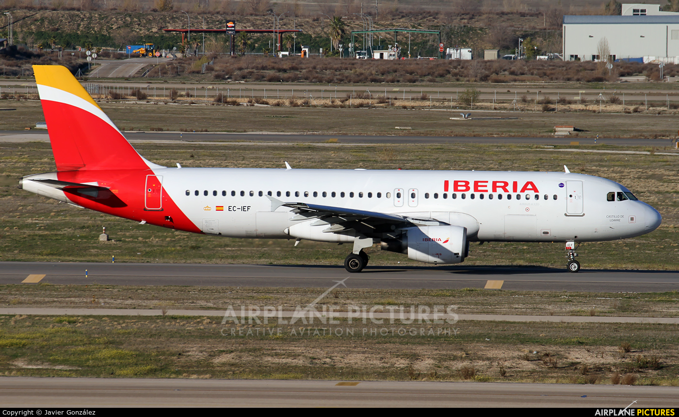 Iberia EC-IEF aircraft at Madrid - Barajas