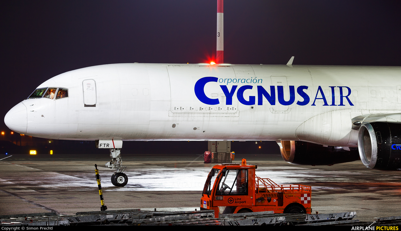 Cygnus Air EC-FTR aircraft at Linz