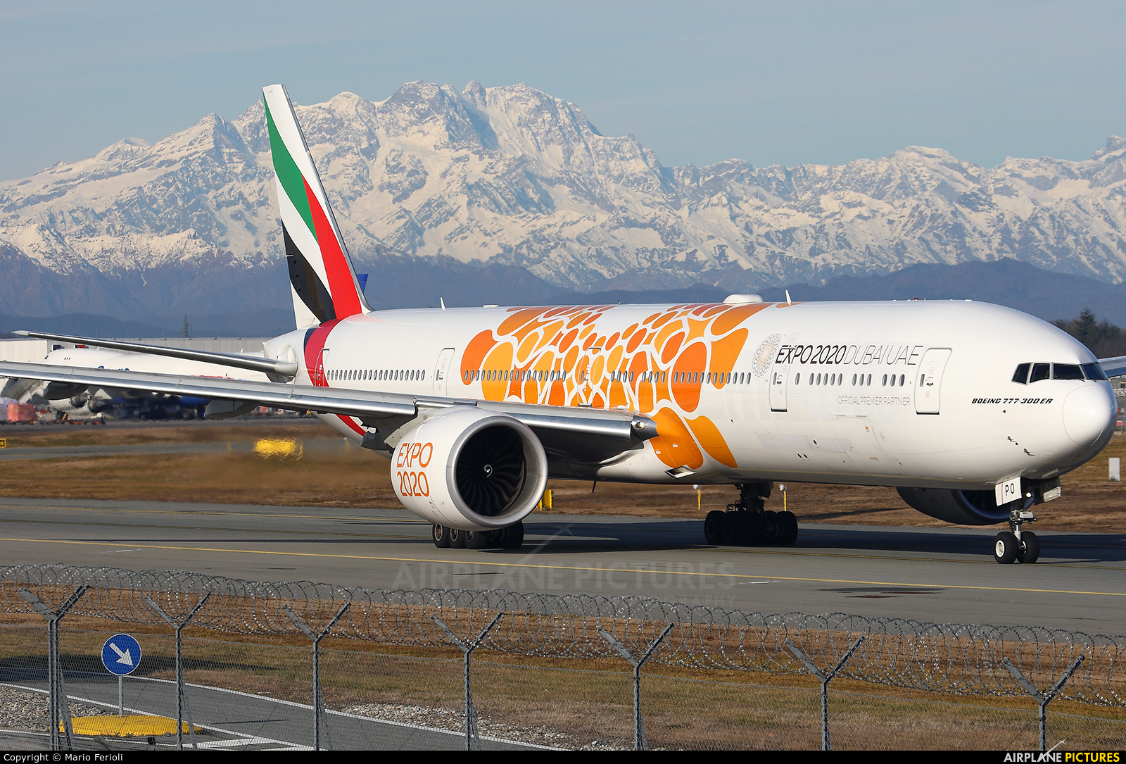 Emirates Airlines A6-EPO aircraft at Milan - Malpensa