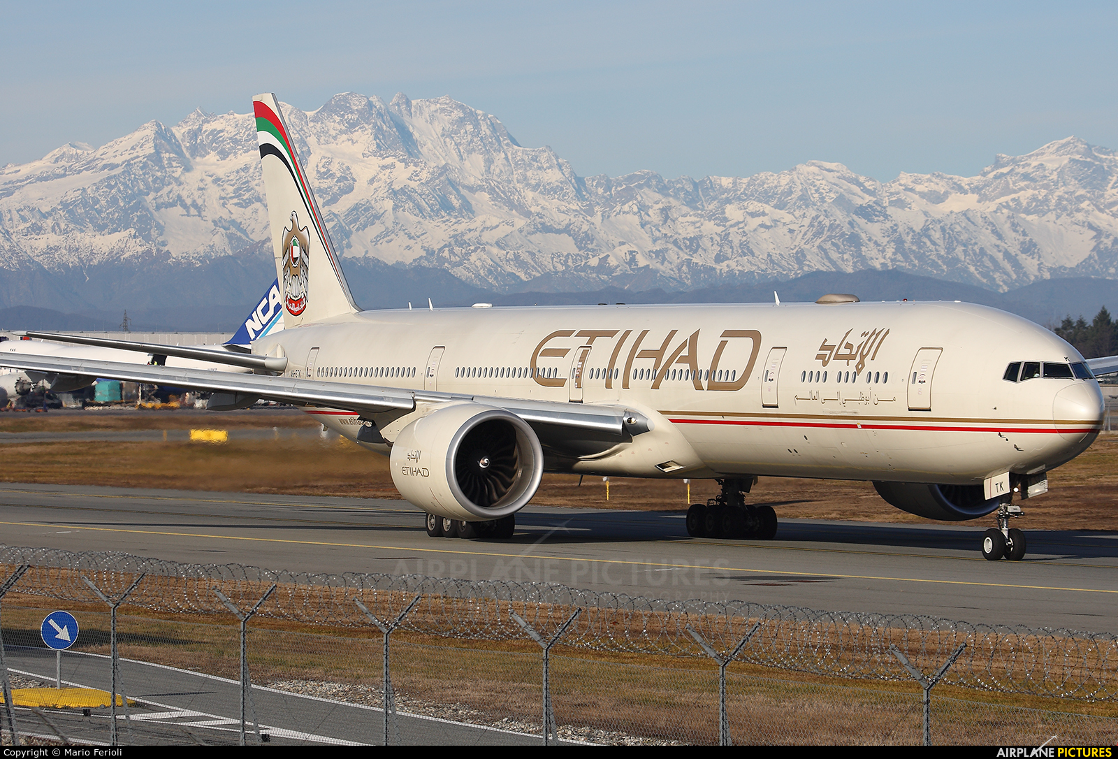 Etihad Airways A6-ETK aircraft at Milan - Malpensa