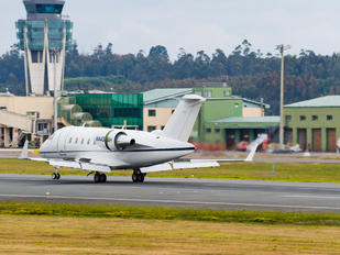 N445BH - Private Bombardier Challenger 605