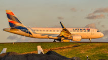 CC-BFT - LAN Airlines Airbus A320 aircraft