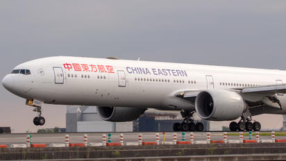 B-2023 - China Eastern Airlines Boeing 777-300ER