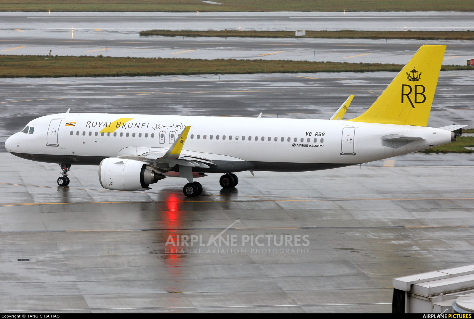 Royal Brunei Airlines V8-RBG aircraft at Taipei - Taoyuan Intl