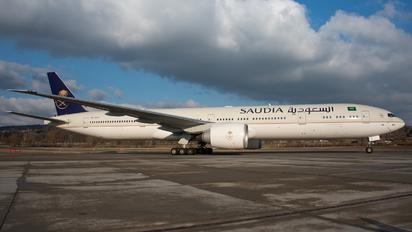 HZ-AK44 - Saudi Arabian Airlines Boeing 777-300ER