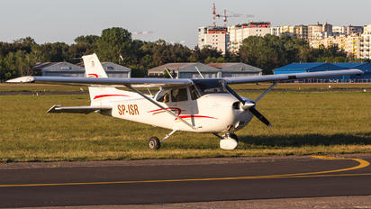 SP-ISR - Private Cessna 172 Skyhawk (all models except RG)